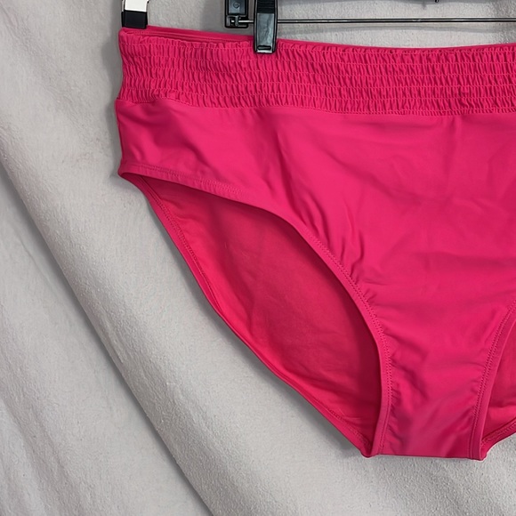 'Summer Fuchsia' Smocked Bikini Swim Bottoms 3X (24W-26W)-NWT - Time and Tru - Picture 8 of 16